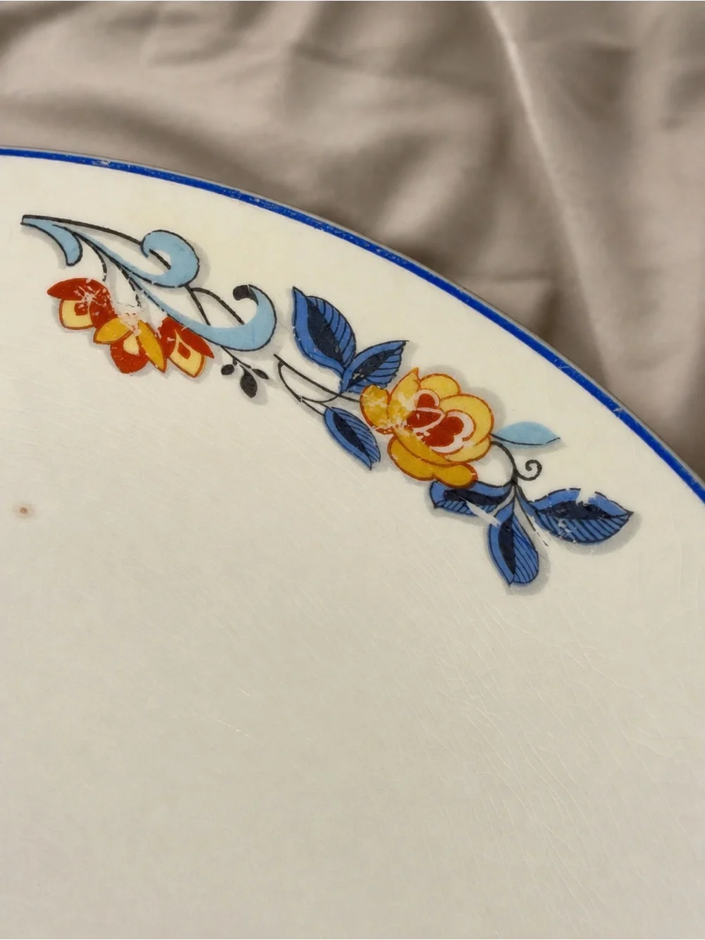 Vintage Edwin M. Knowles Floral Serving Bowl Blue Rim B.P.-178 8.1”
